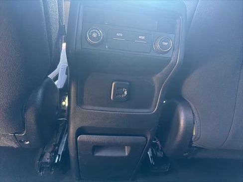 Used 2018 GMC Acadia SLE w/ LPO, Floor Liner Package FWD image 19
