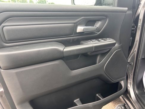 New 2026 RAM 1500 Express AWD/4WD image 10
