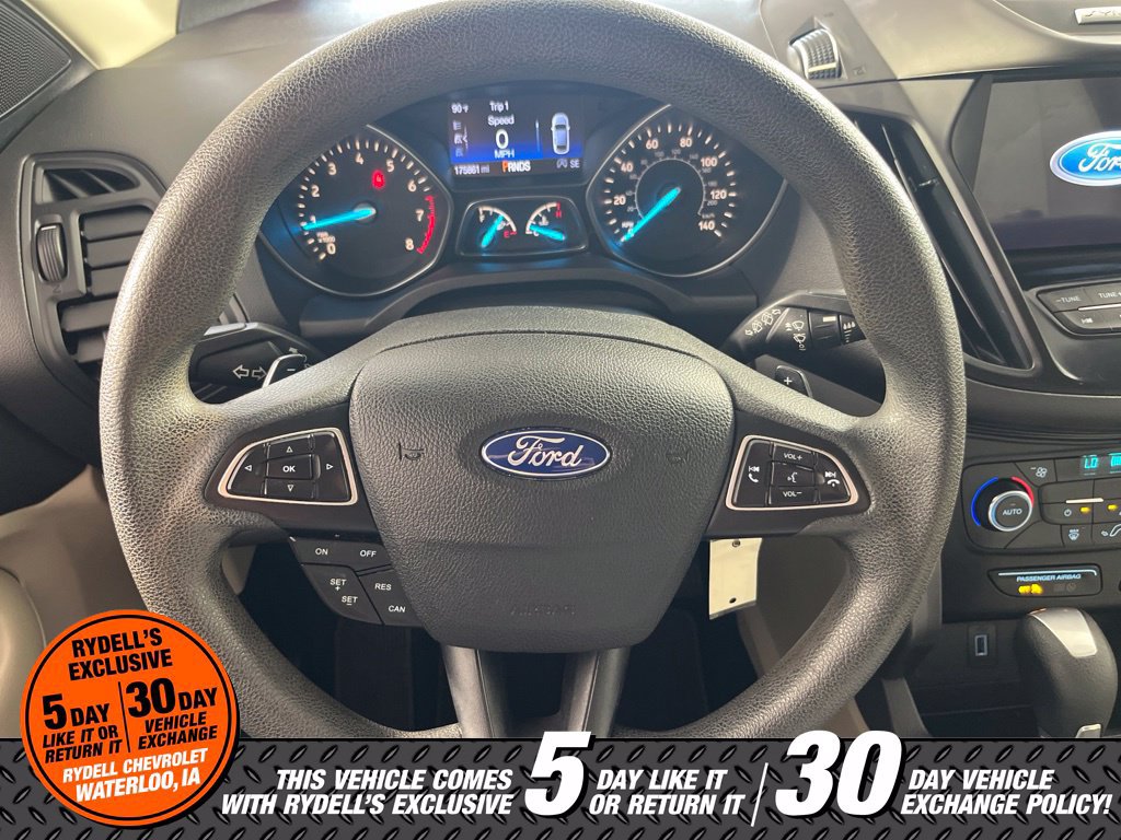 Used 2017 Ford Escape SE w/ Equipment Group 201A AWD/4WD image 27