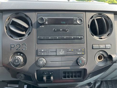 Used 2015 Ford F250 XL AWD/4WD image 12
