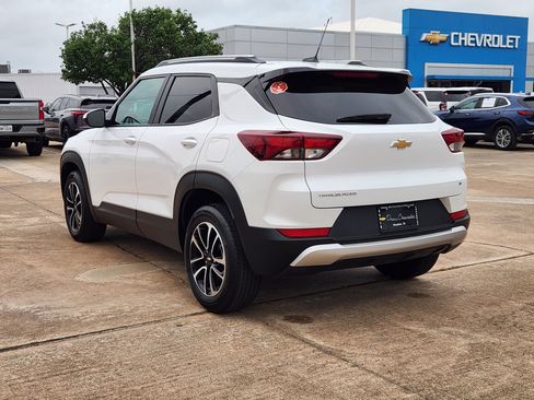 Certified 2025 Chevrolet TrailBlazer LT FWD image 8