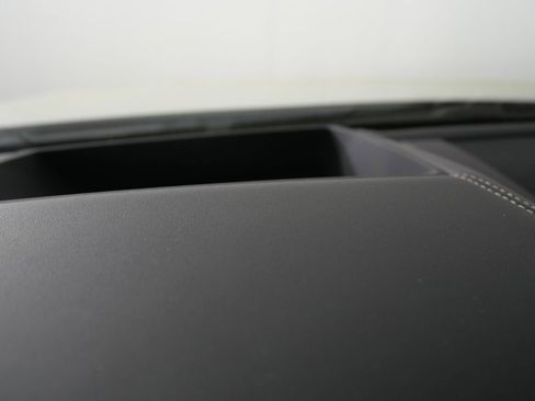 Used 2025 BMW 840i xDrive Coupe w/ Driving Assistance Package image 17