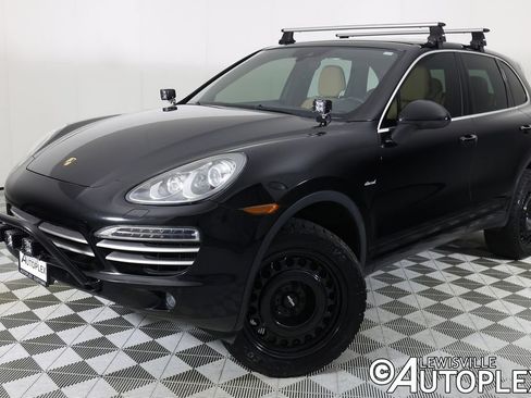 Used 2014 Porsche Cayenne Diesel Platinum Edition AWD/4WD image 1