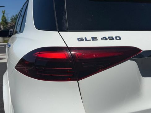 Used 2024 Mercedes-Benz GLE 450 4MATIC image 19