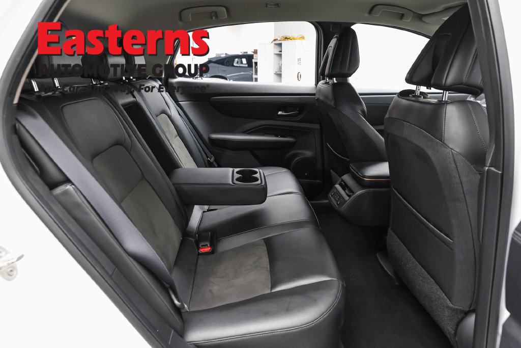 Used 2024 Nissan Ariya AWD image 27