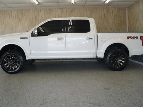 Used 2016 Ford F150 Lariat w/ Equipment Group 502A Luxury AWD/4WD image 5