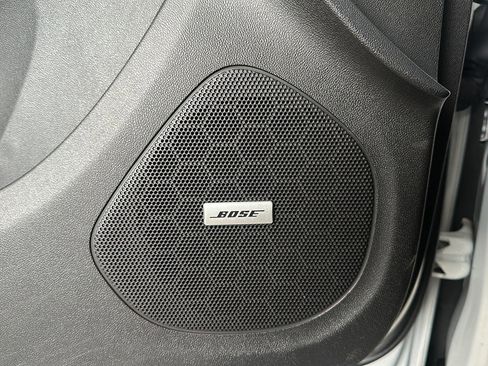 Used 2019 Chevrolet Volt Premier w/ Driver Confidence II Package image 11