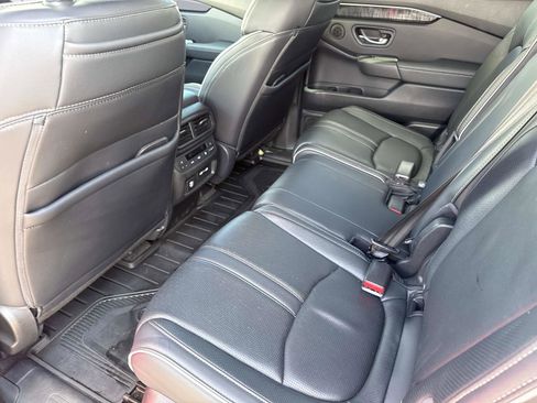 Certified 2023 Honda Pilot Elite image 16