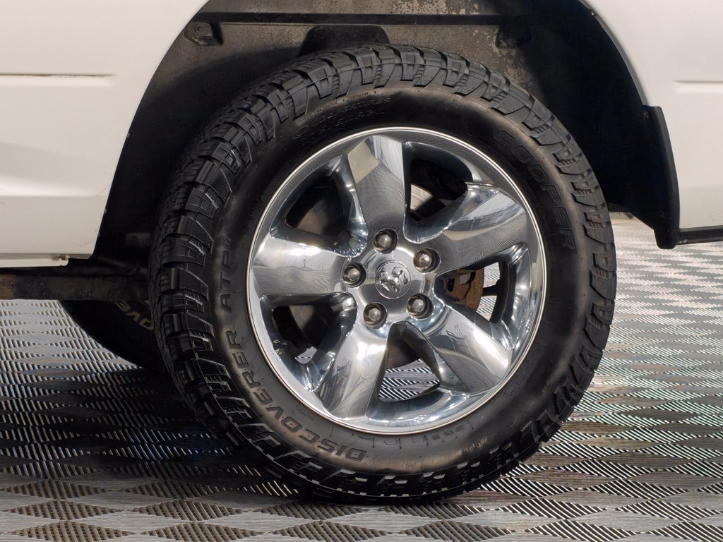 Used 2019 RAM 1500 ST w/ SXT Plus Group AWD/4WD image 47
