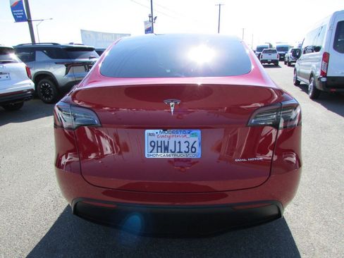 Used 2023 Tesla Model Y Long Range AWD/4WD image 7