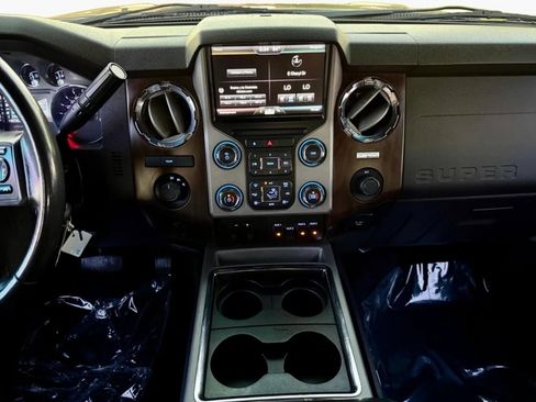 Used 2014 Ford F350 Lariat w/ Lariat Ultimate Package image 12
