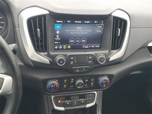 Certified 2023 GMC Terrain SLT w/ Elevation Edition image 15