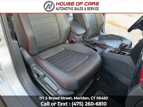 Used 2015 Volkswagen Jetta GLI SE FWD image 43