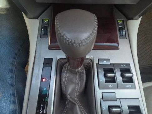 Used 2010 Lexus GX 460 Premium image 30