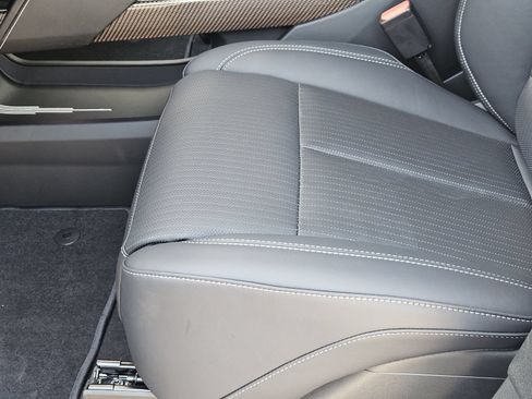 New 2027 Cadillac Vistiq Sport AWD/4WD image 25