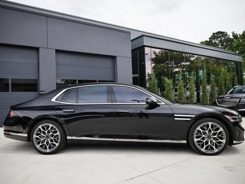 Used 2023 Genesis G90 3.5T AWD/4WD image 5