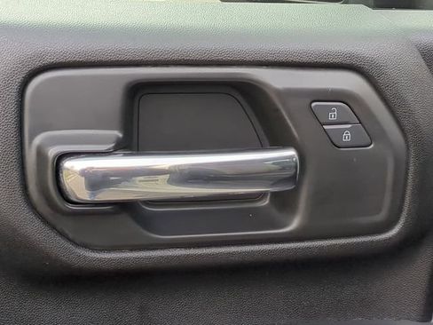 Used 2024 Chevrolet Silverado 2500 Custom w/ Custom Value Package image 16