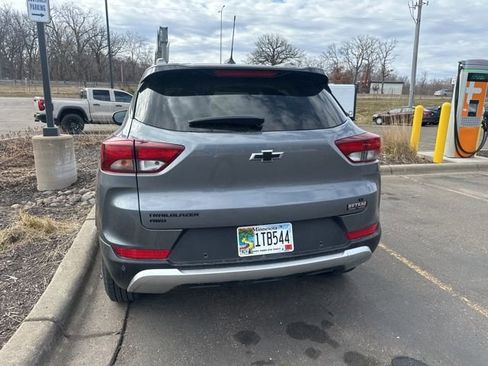 Used 2021 Chevrolet TrailBlazer LT w/ Sun and Liftgate Package image 16