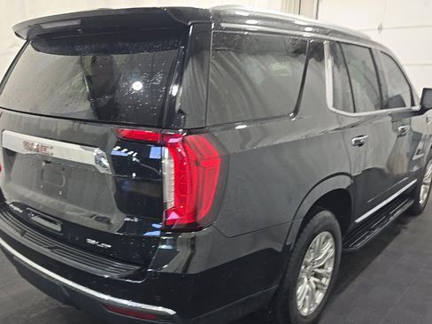 Used 2023 GMC Yukon SLT AWD/4WD image 4