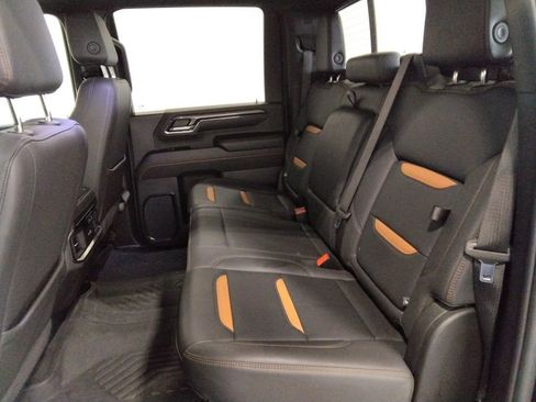 Used 2024 GMC Sierra 2500 AT4 w/ AT4 Premium Plus Package image 38