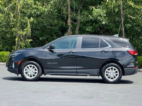 Used 2024 Chevrolet Equinox LT AWD/4WD image 3