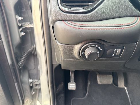 Used 2026 Dodge Durango GT AWD/4WD image 14