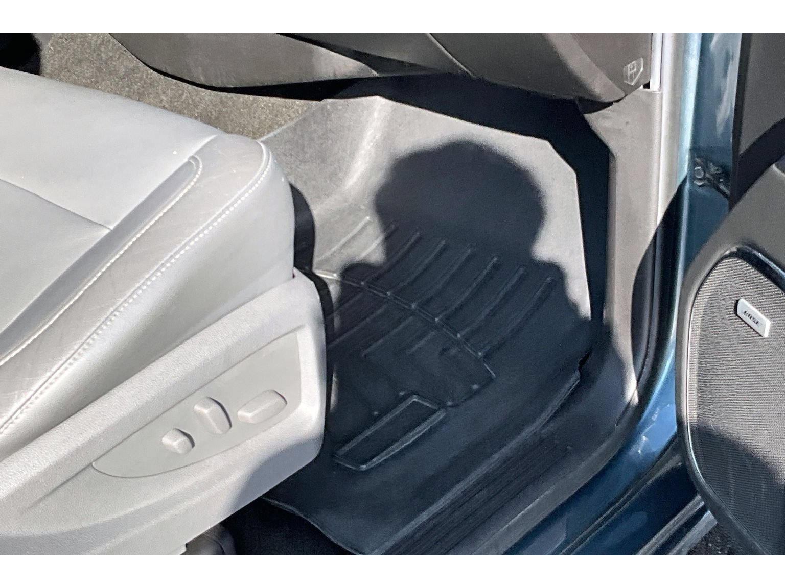 Used 2014 Chevrolet Silverado 1500 LTZ w/ LTZ Plus Package AWD/4WD image 44