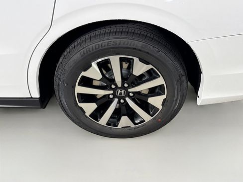 New 2026 Honda Odyssey EX-L image 39
