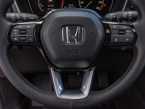 New 2025 Honda Pilot Touring image 28
