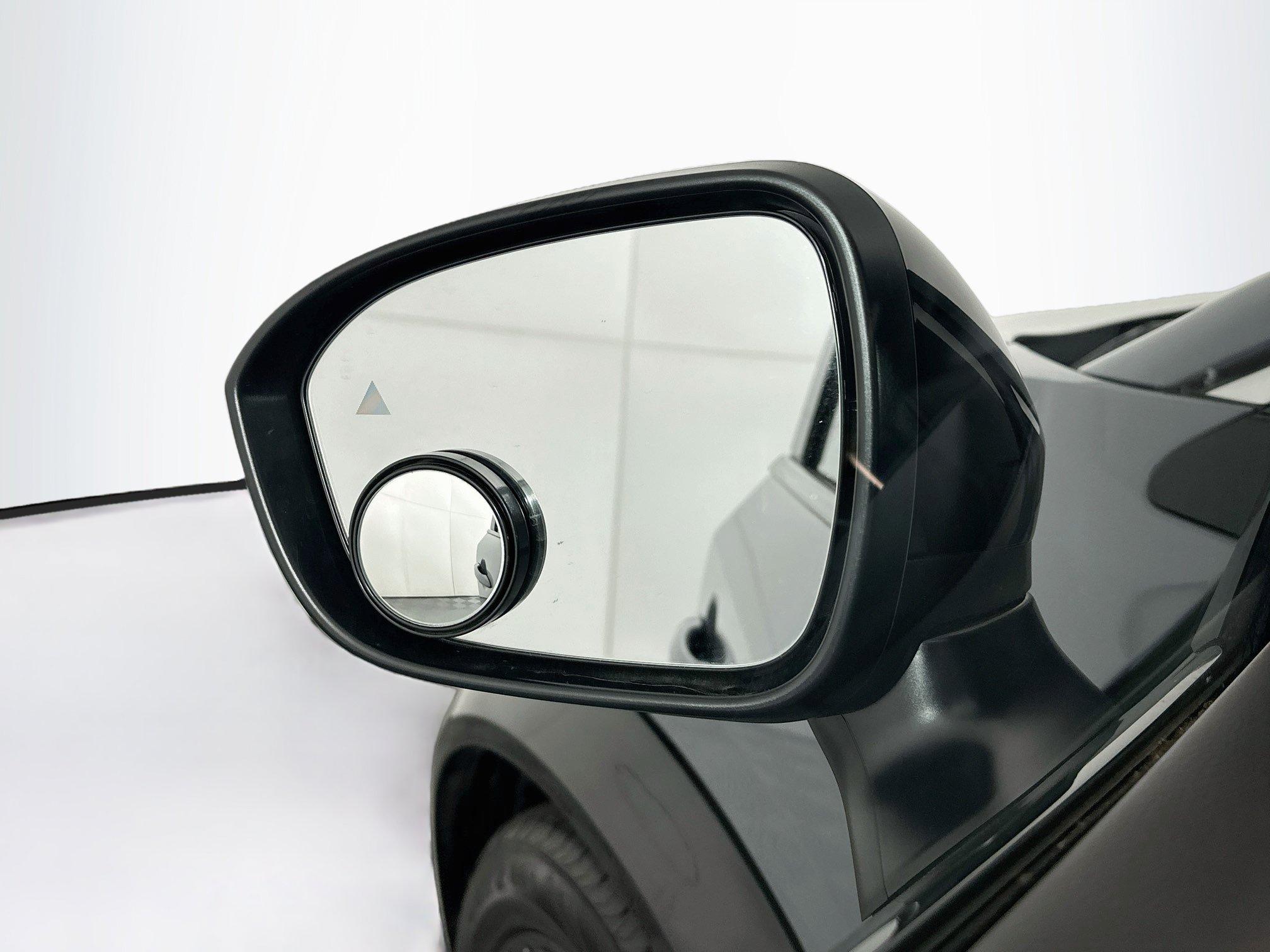 Used 2023 Nissan Ariya FWD image 16