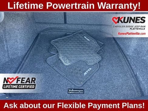 Used 2025 Volkswagen Jetta SE w/ Sunroof Package FWD image 23