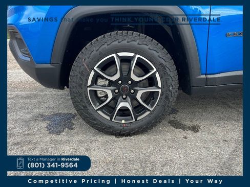 New 2026 Jeep Compass Trailhawk image 23