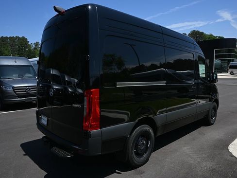 Used 2026 Mercedes-Benz Sprinter 2500 image 25