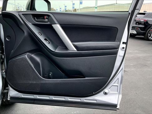 Used 2016 Subaru Forester 2.5i w/ Alloy Wheel Package image 26