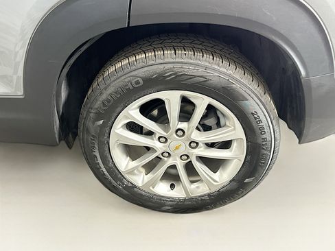 Used 2024 Chevrolet TrailBlazer LS image 11