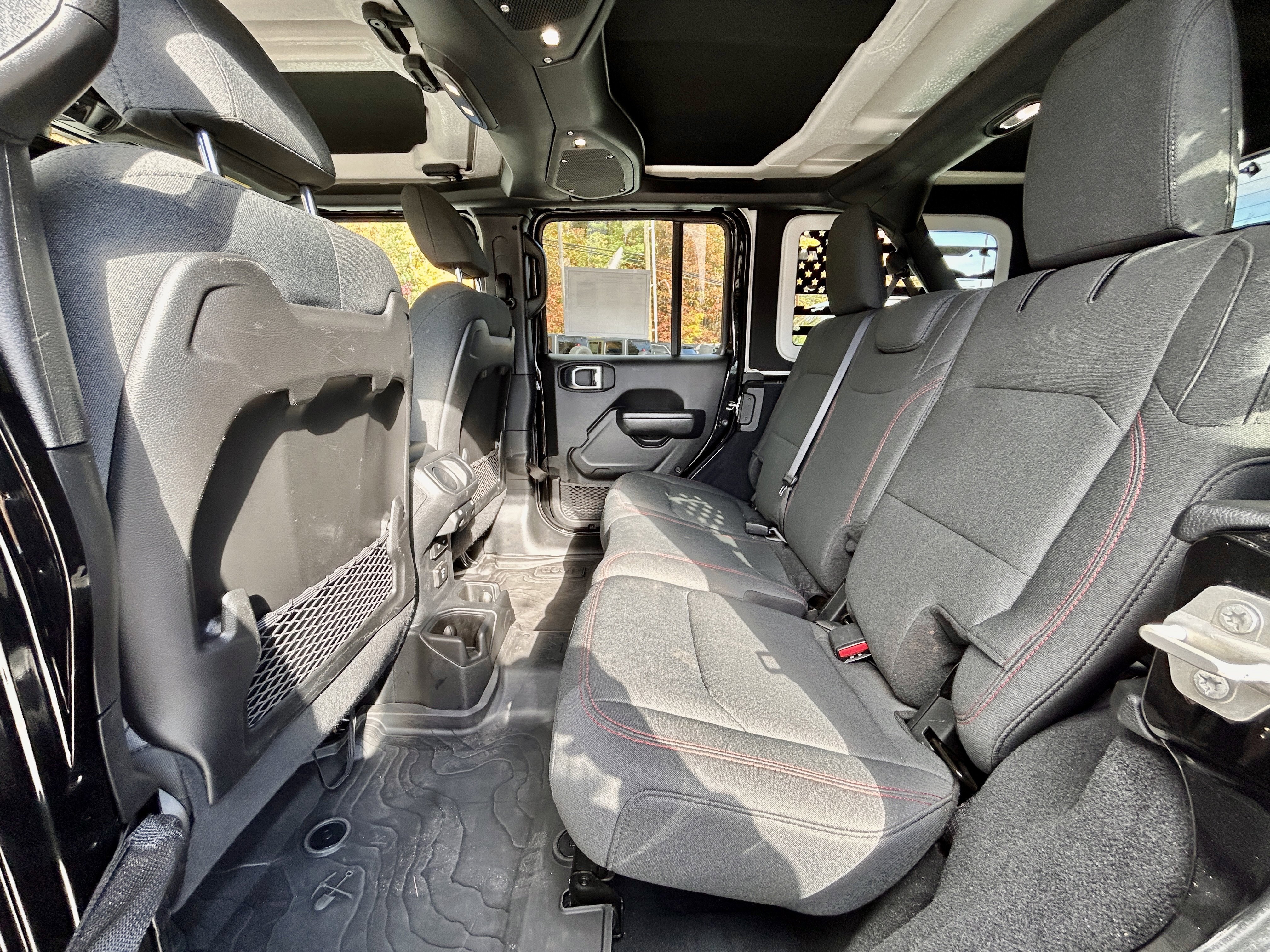 Certified 2024 Jeep Wrangler Unlimited Rubicon w/ XTREMEE 35" Tire Package AWD/4WD image 43