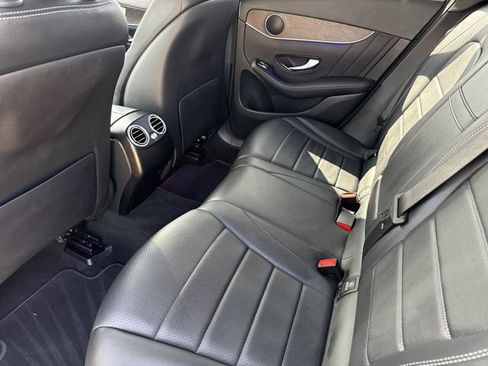 Used 2022 Mercedes-Benz GLC 300 image 17