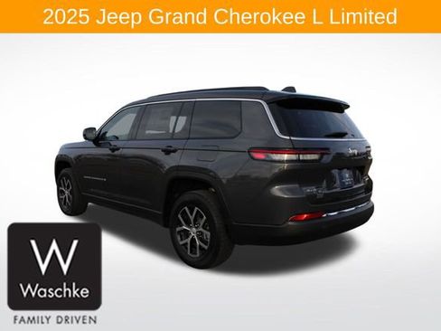 Used 2025 Jeep Grand Cherokee L Limited w/ Trailer Tow Package image 5