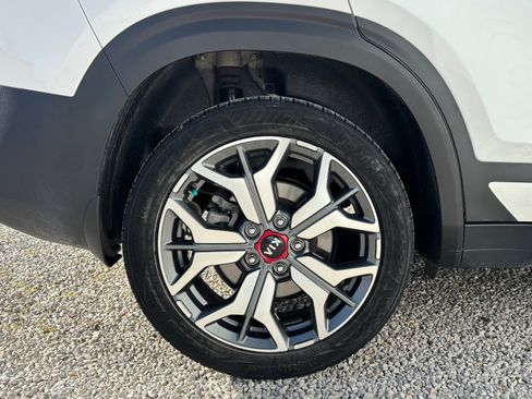 Used 2021 Kia Seltos SX image 16