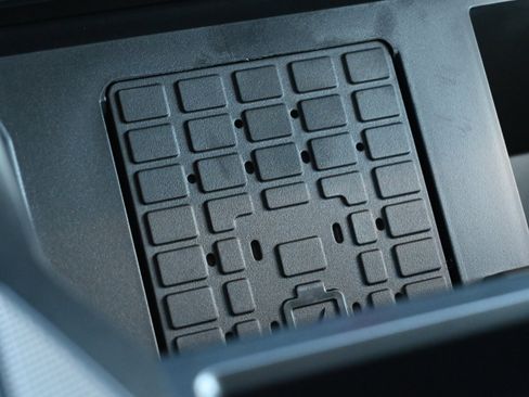 New 2026 Ford F250 Lariat w/ Black Appearance Package image 30