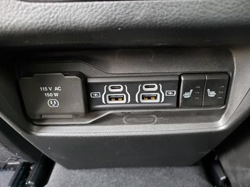 Used 2025 Jeep Grand Cherokee Limited w/ Trailer Tow Package AWD/4WD image 14