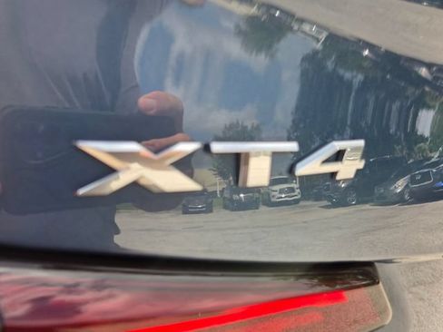 Used 2024 Cadillac XT4 Premium Luxury AWD/4WD image 17