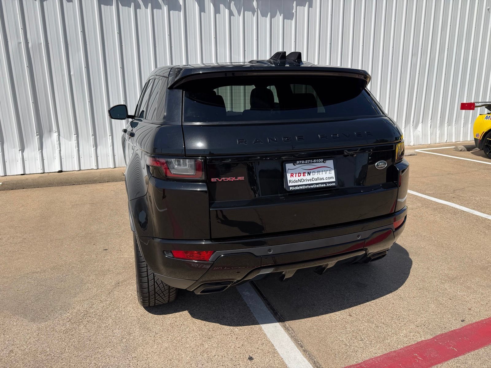 Used 2019 Land Rover Range Rover Evoque HSE Dynamic AWD/4WD image 5