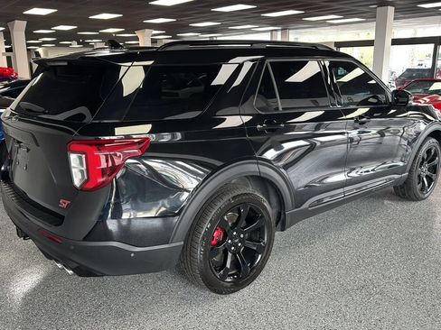 Used 2020 Ford Explorer ST w/ ST Street Pack AWD/4WD image 4