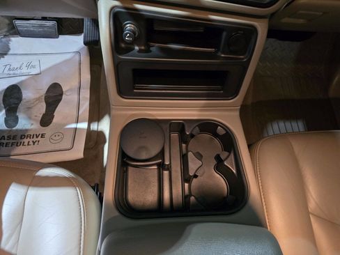 Used 2005 Chevrolet Silverado 1500 4x4 Crew Cab w/ Safe And Sound Package image 75