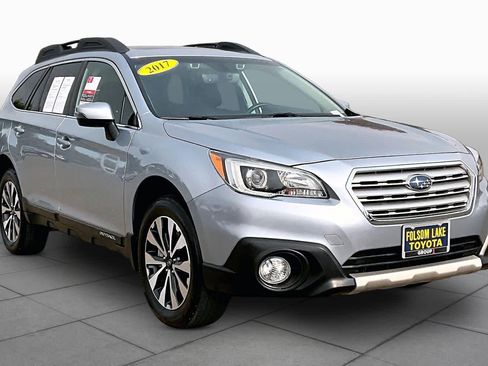 Used 2017 Subaru Outback 3.6R Limited AWD/4WD image 2