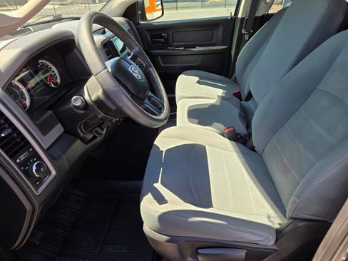 Used 2018 RAM 1500 Express RWD image 7