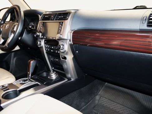 Used 2021 Toyota 4Runner Limited image 47