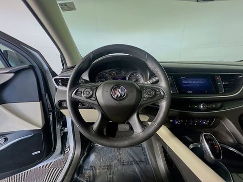 Used 2021 Buick Enclave Essence w/ Sound and Sites Package image 13