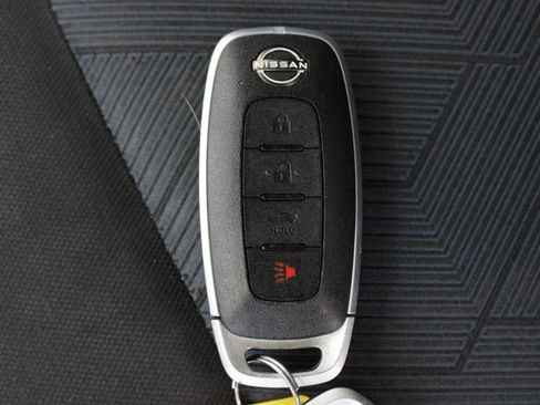 Used 2023 Nissan Versa SV w/ Trunk Package FWD image 42